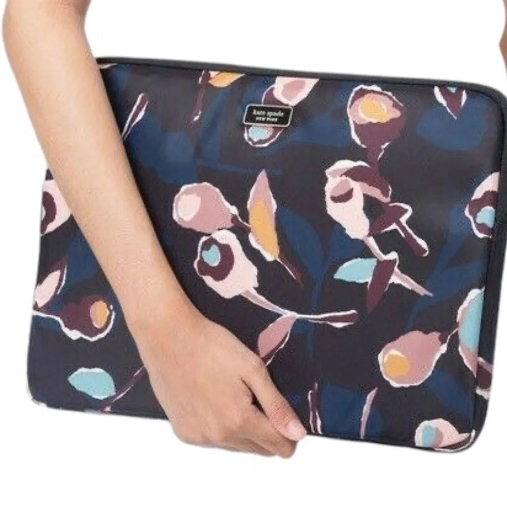NWOT Kate Spade Blake‎ AvenueDawn Rose Universal Laptop Sleeve 15